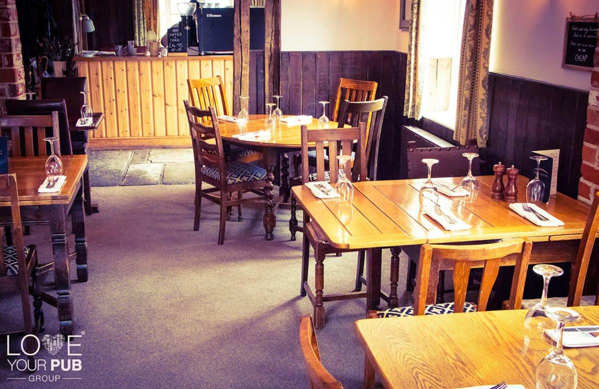 The Rising Sun Inn Waterlooville Exterior photo