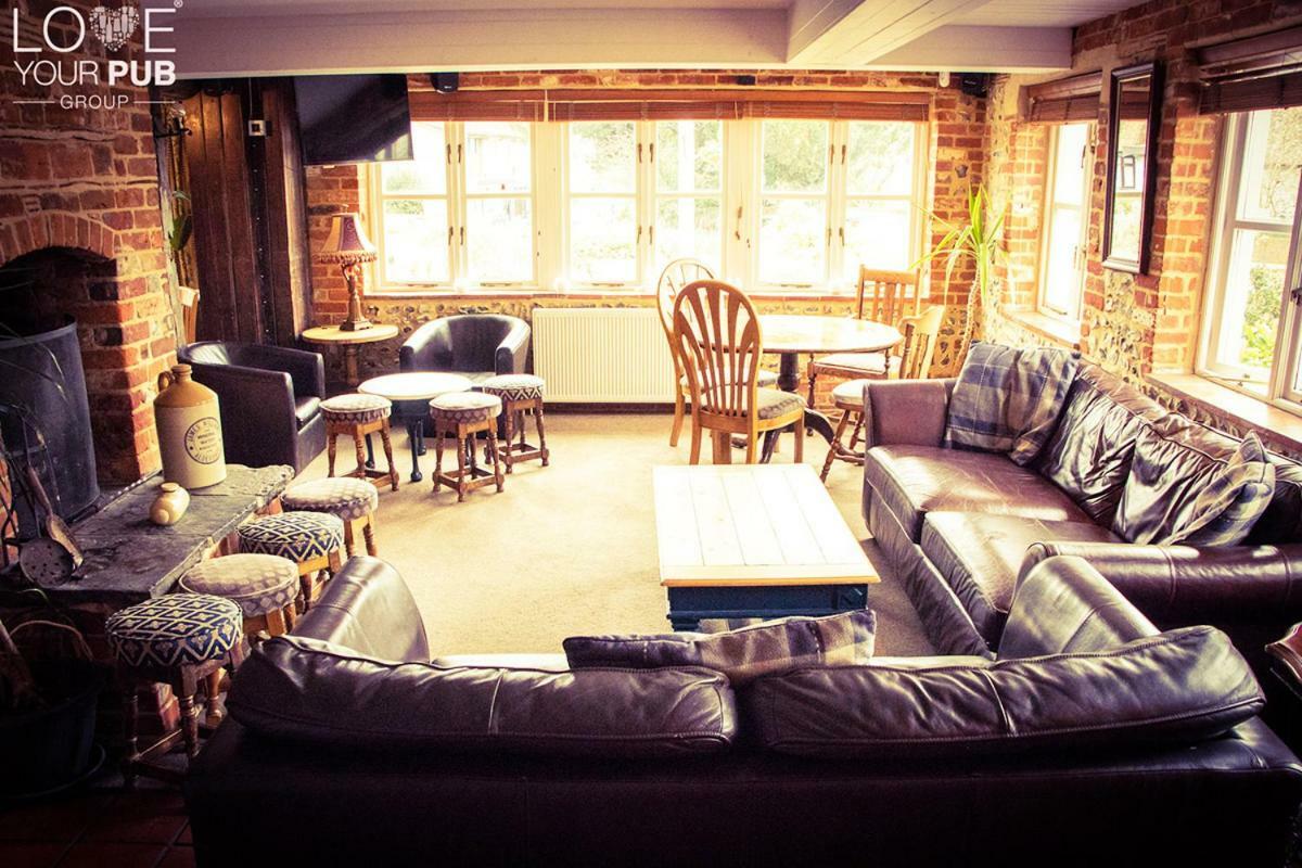 The Rising Sun Inn Waterlooville Exterior photo