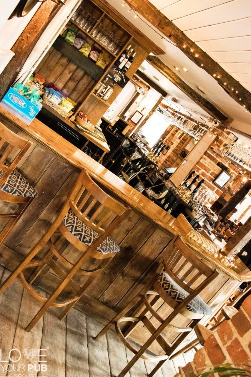 The Rising Sun Inn Waterlooville Exterior photo